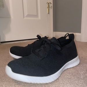 sketchers memory foam